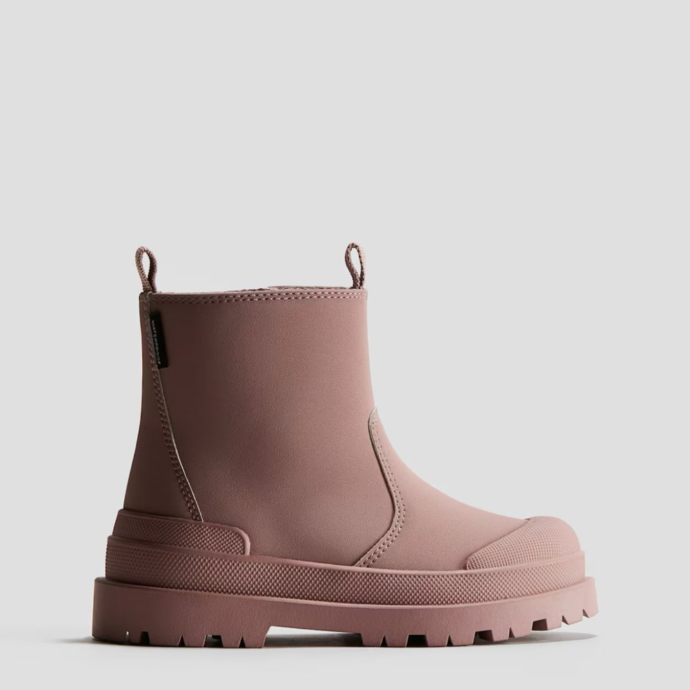 Stylish Pink Ankle Boots waterproof.
